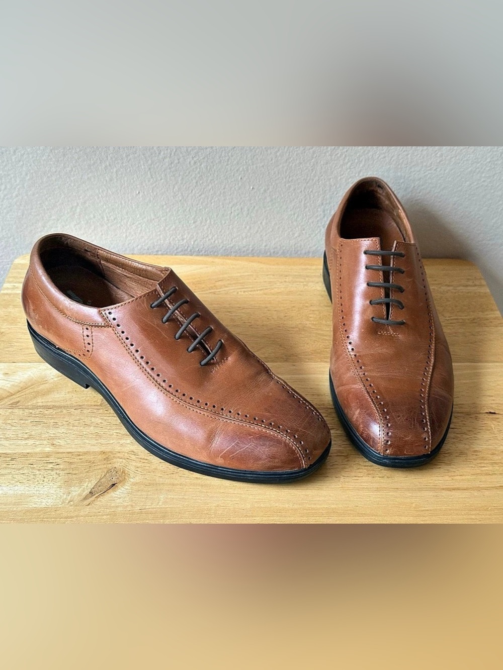 Gravity Defyer Men’s 9.5 Brown Leather Dress Shoes Comfort Oxford